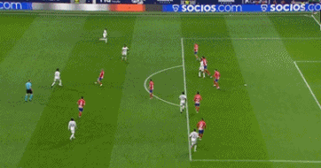 一场120-119让湖人逃过一劫！重回西部第四，詹姆斯绝杀救赎